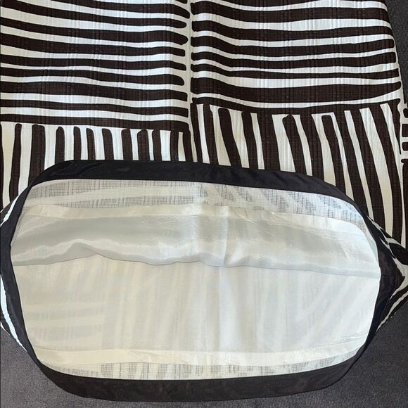 Ann Taylor Chic Brown and White Striped Pencil Skirt Size 2 Animal Print Zebra - Picture 5 of 9